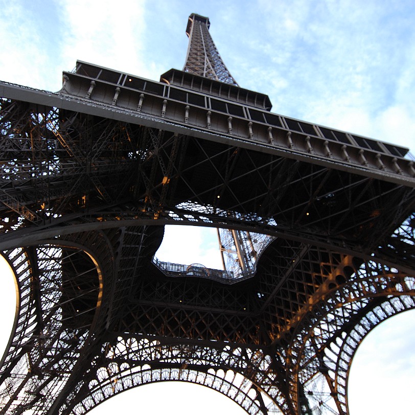 DSC_3757 Frankreich, Paris, Eiffelturm Der Turm wurde zwischen 1887 und 1889 von Eiffels Firma, der Gustave Eiffel & Cie, für die Weltausstellung anlässlich des...