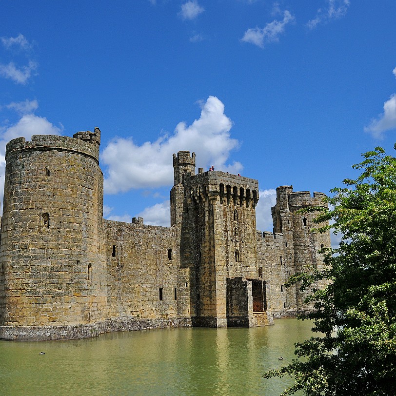 DSC_9883 One of the most famous and evocative castles in Britain, Bodiam was built in 1385 as both a defence and a comfortable home. The exterior is virtually complete...