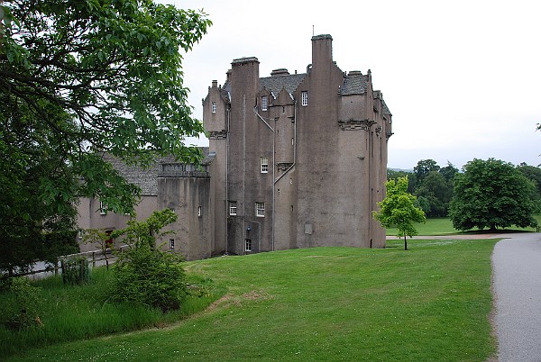 Crathes Castle-Craigievar Castle