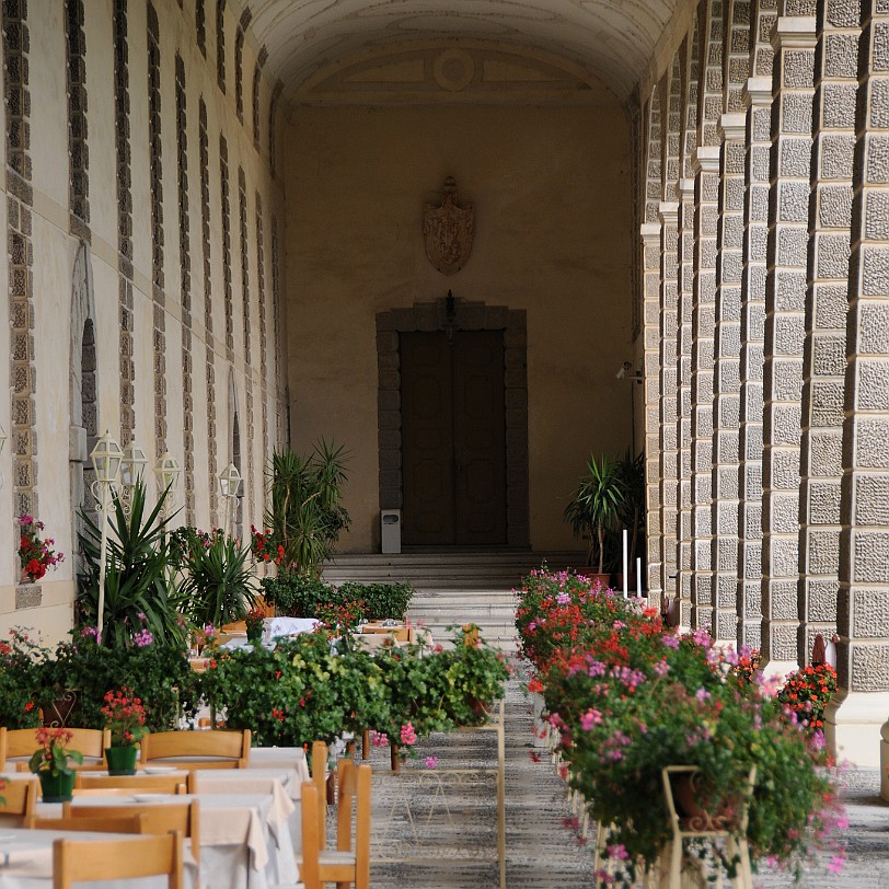 DSC_3146 Cotroipo, Villa Manin, Italien Im linken Anbau des Hauptgebäudes gibt es ein Restaurant 
