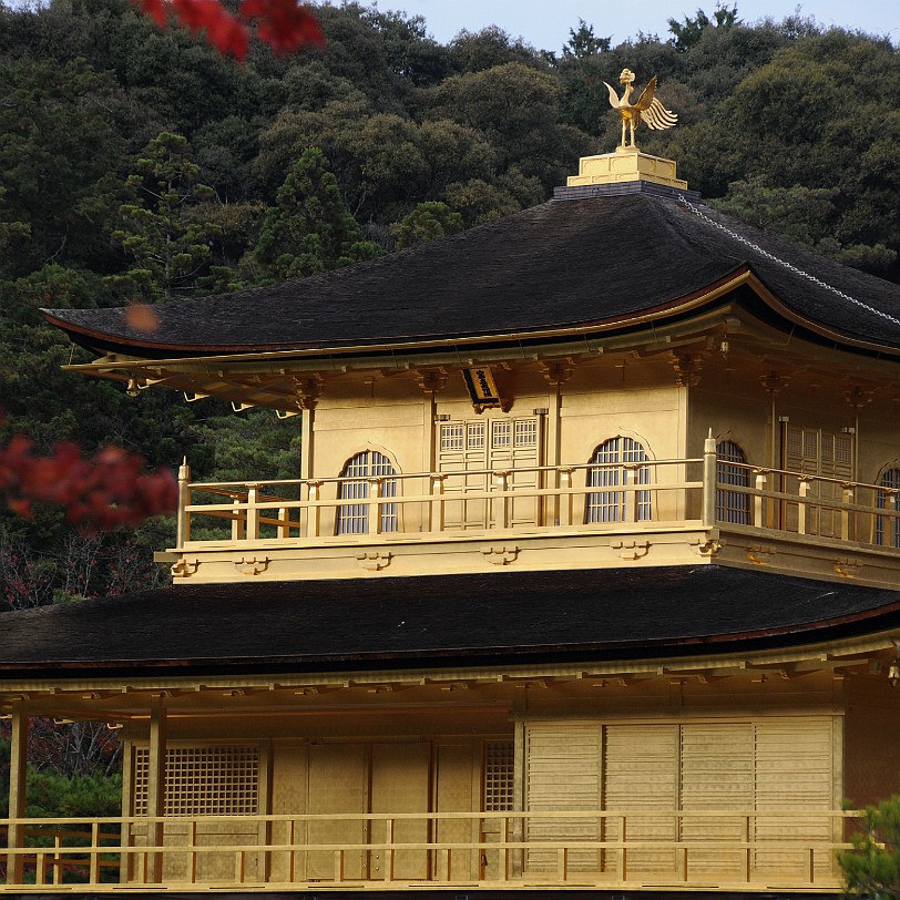 DSC_4209 Kinkaku-ji, Goldener-Pavillon-Tempel, ist ein buddhistischer Tempel im Nordwesten der japanischen Stadt Kyoto in deren Stadtbezirk Kita-ku. Sein eigentlicher...
